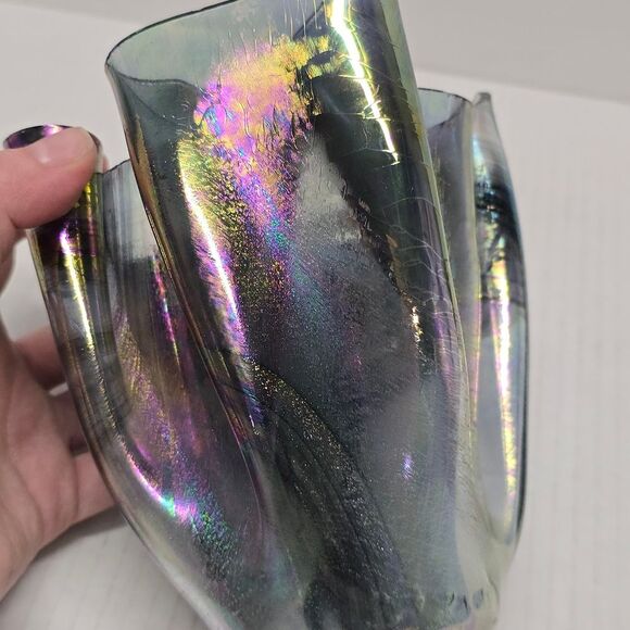 Studio Hand-blown Glass Iridescent Handkerchief Drape Vase - Picture 12 of 12